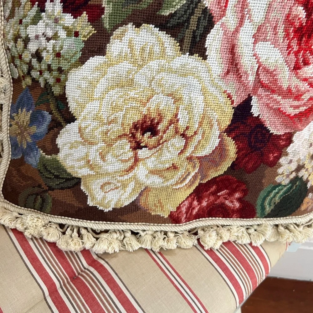 NWOT VTG Needlepoint by Hand HKH Floral Tapestry Pillow Cover with Fringe